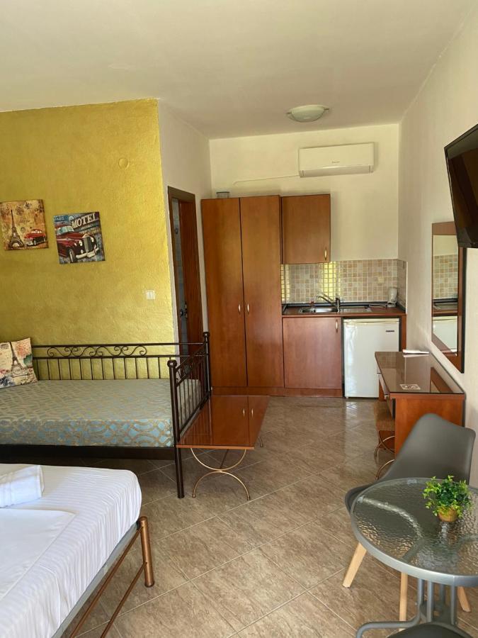 Guesthouse Anestis Angistron Exterior photo